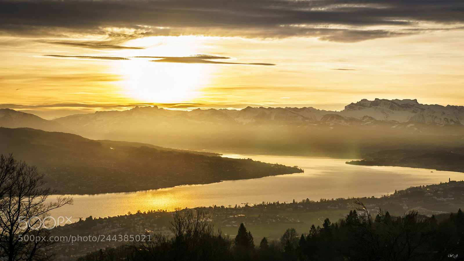 Sony ILCA-77M2 sample photo. Sun over lake zurich photography