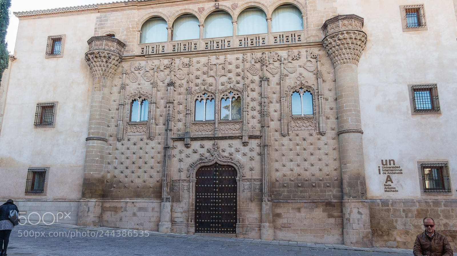 Panasonic Lumix DMC-FZ200 sample photo. Palacio de jabalquinto photography
