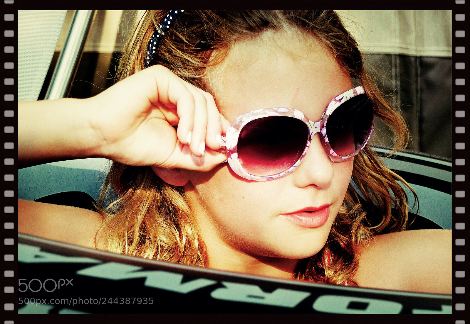 Fujifilm X10 sample photo. Young diva photography
