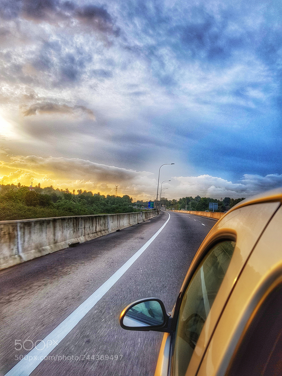 Samsung Galaxy S8+ sample photo. In highway photography