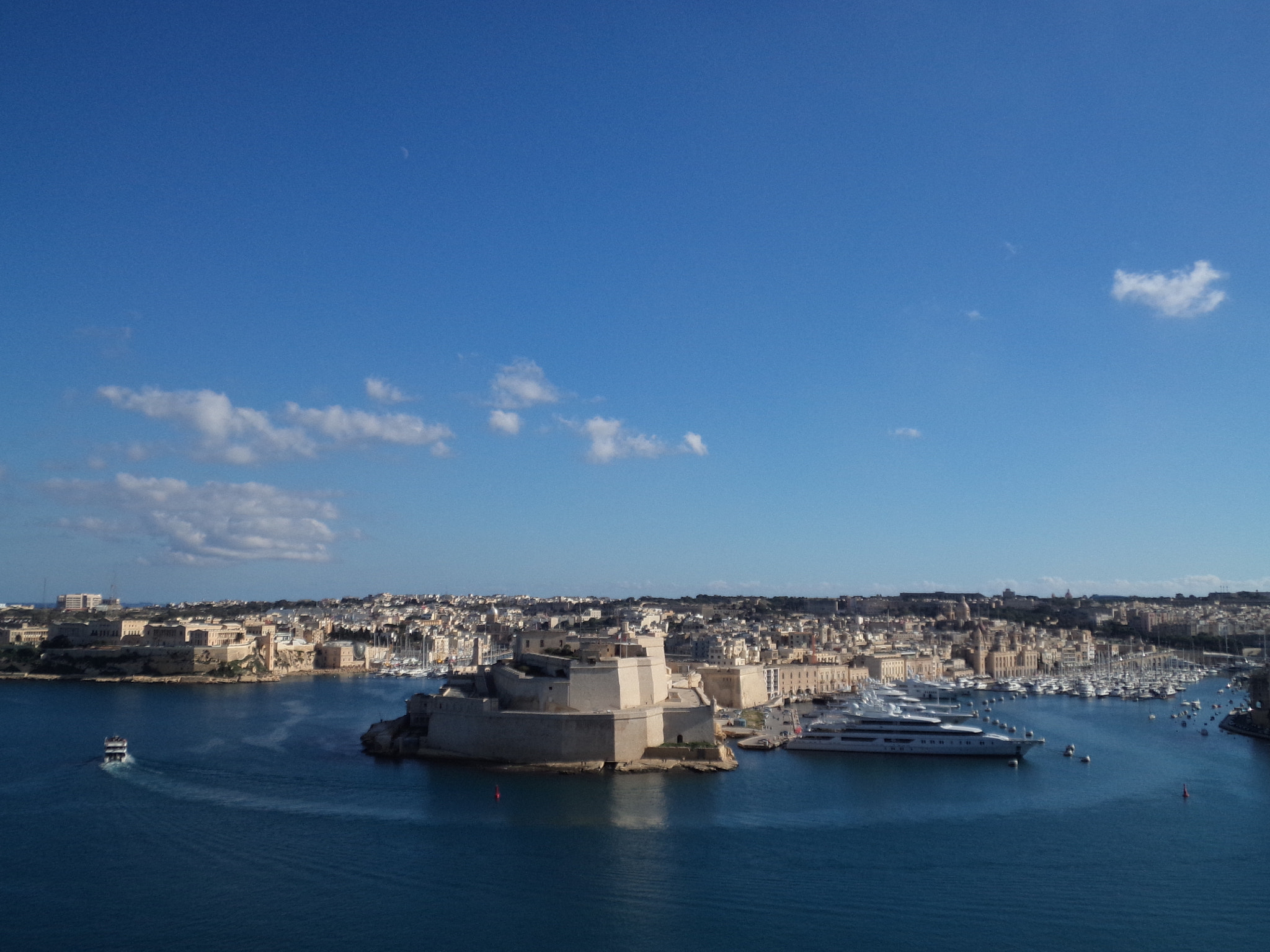 Olympus VH520 sample photo. Malta photography