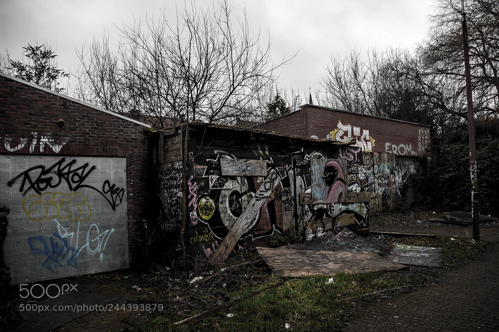 Canon EOS 100D (EOS Rebel SL1 / EOS Kiss X7) sample photo. Abandoned photography