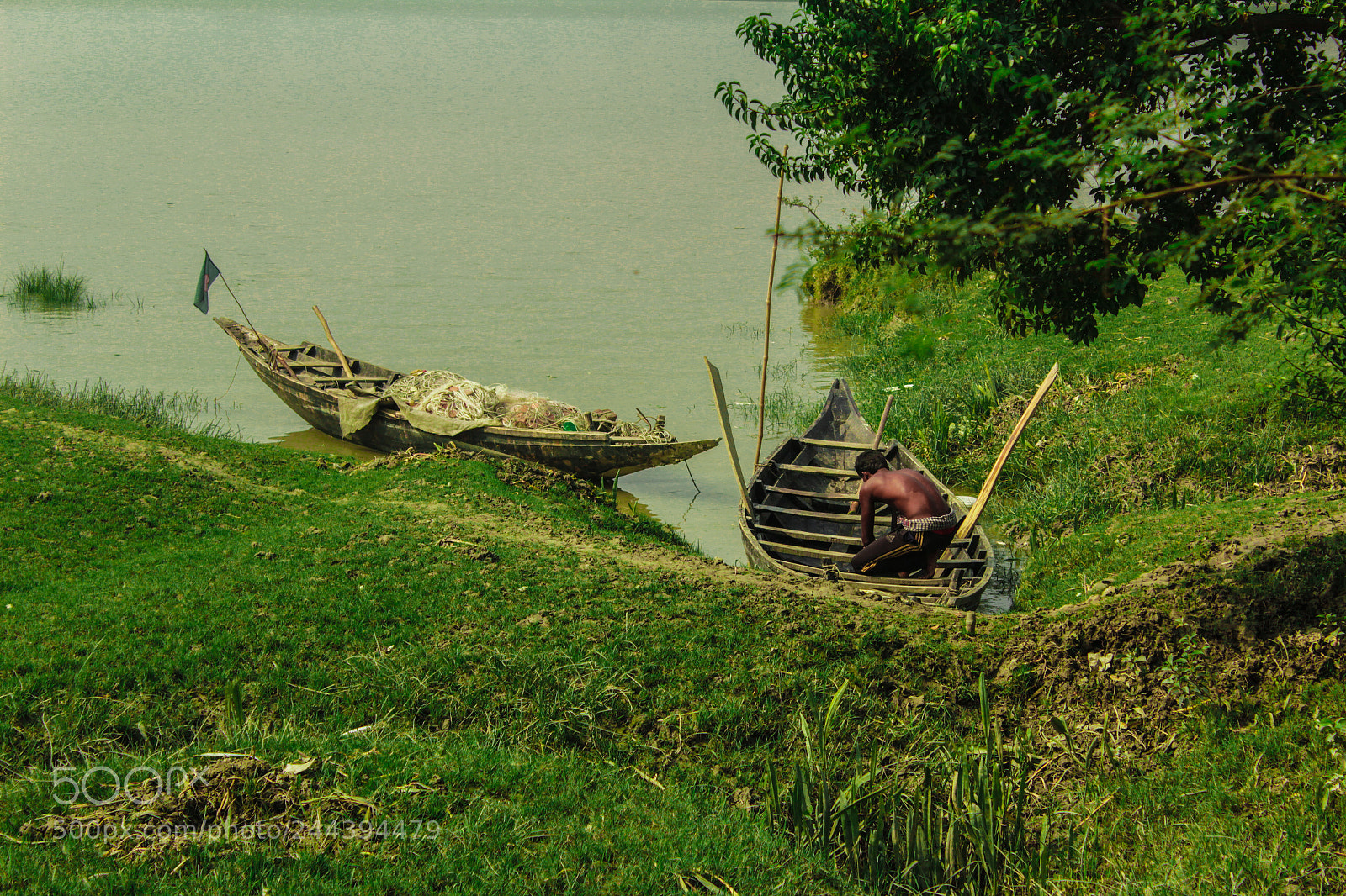 Canon EOS 1200D (EOS Rebel T5 / EOS Kiss X70 / EOS Hi) sample photo. Fishing boat photography
