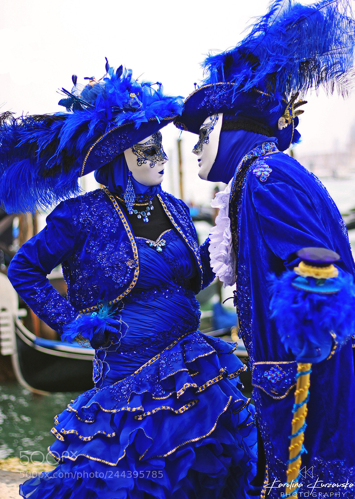 Canon EOS 500D (EOS Rebel T1i / EOS Kiss X3) sample photo. Blue couple photography