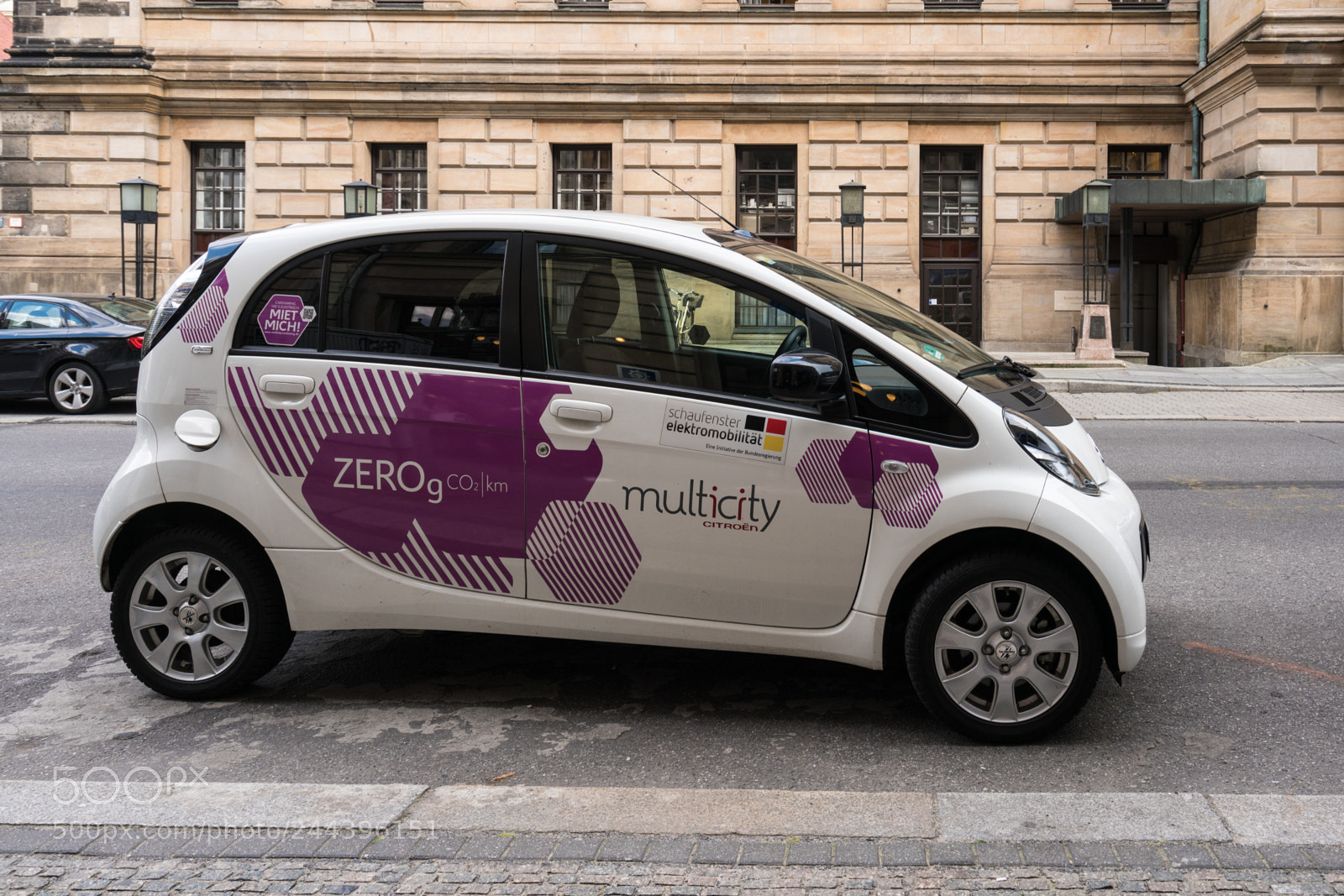 Sony a7R II sample photo. Multicity electric car sharing photography