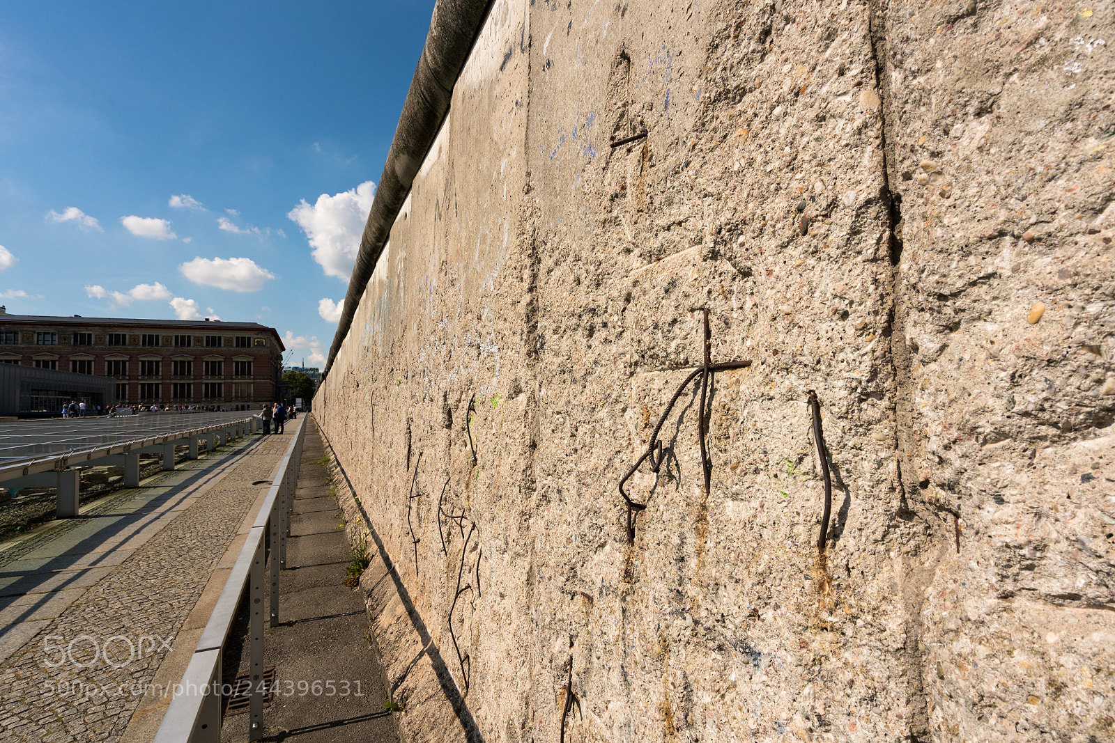 Sony a7R II sample photo. Top of berlin wall photography