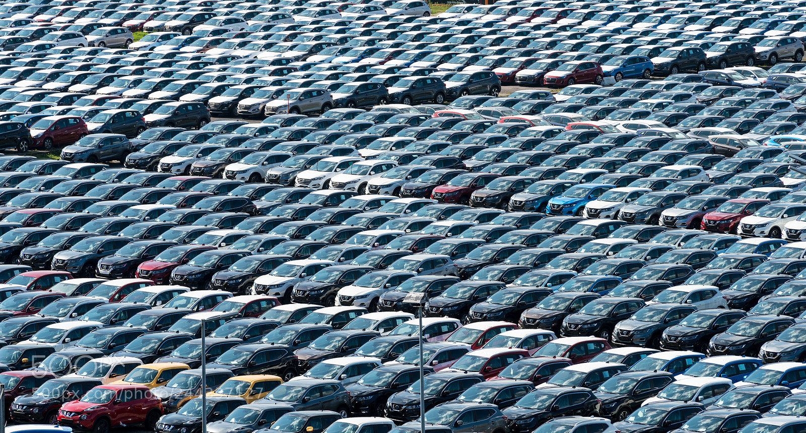 Sony a7R II sample photo. Hyundai cars on dockside photography