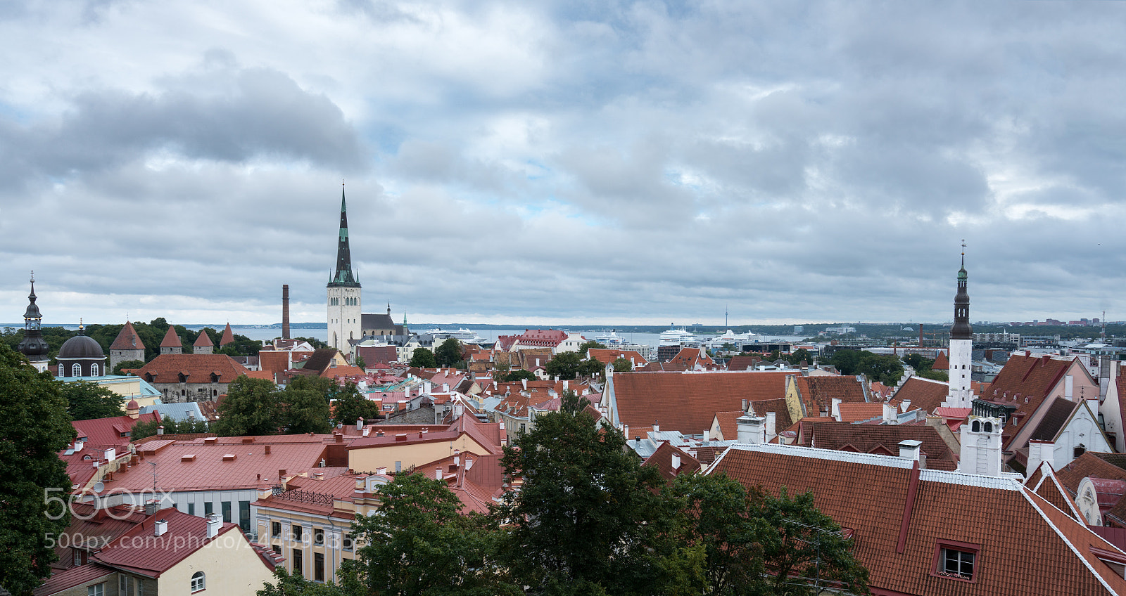 Sony a7R II sample photo. Panorama over old town photography