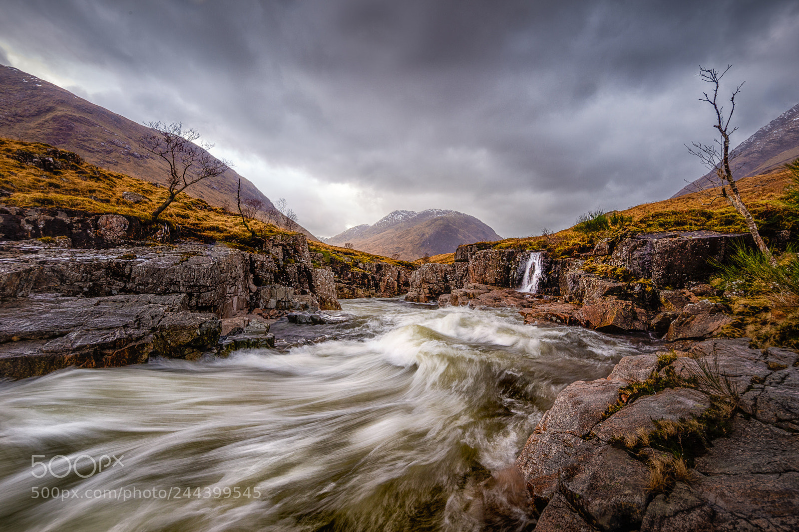 Canon EOS 5DS R sample photo. Fast water photography