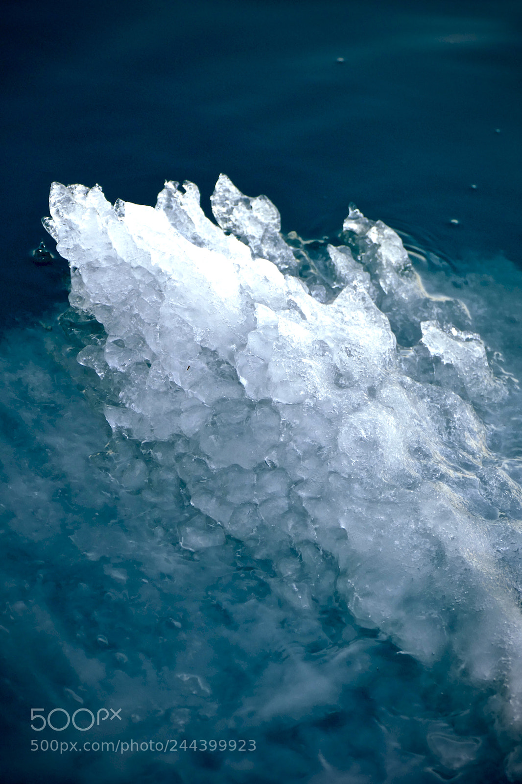 Panasonic Lumix DMC-FZ1000 sample photo. Dragon ice. photography