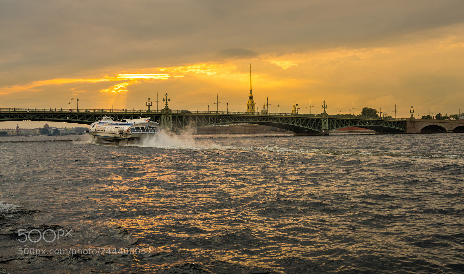Sony a7R II sample photo. Hydrofoil on neva river photography