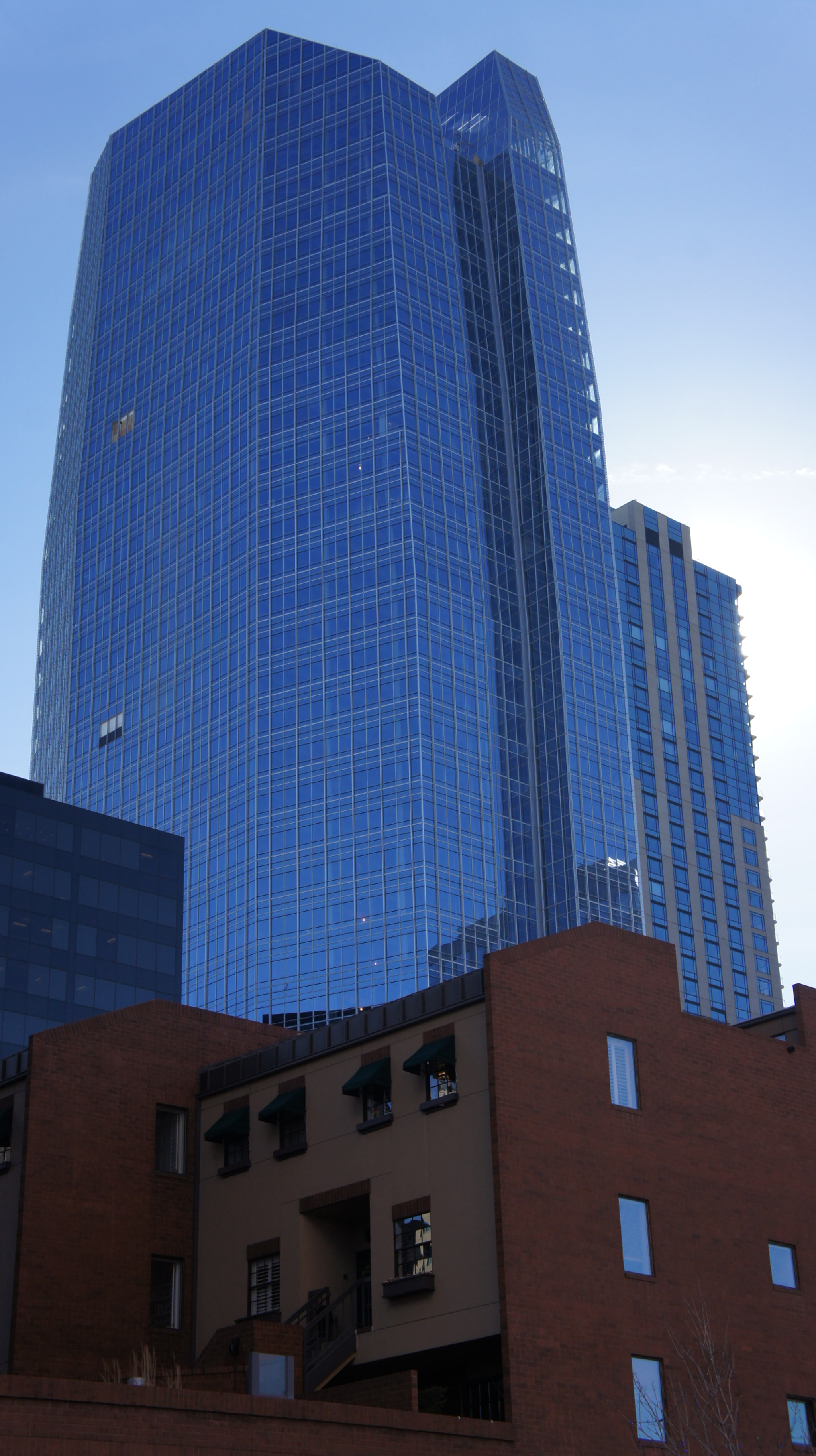 Sony Alpha NEX-3 sample photo. Melbourne skyscraper photography