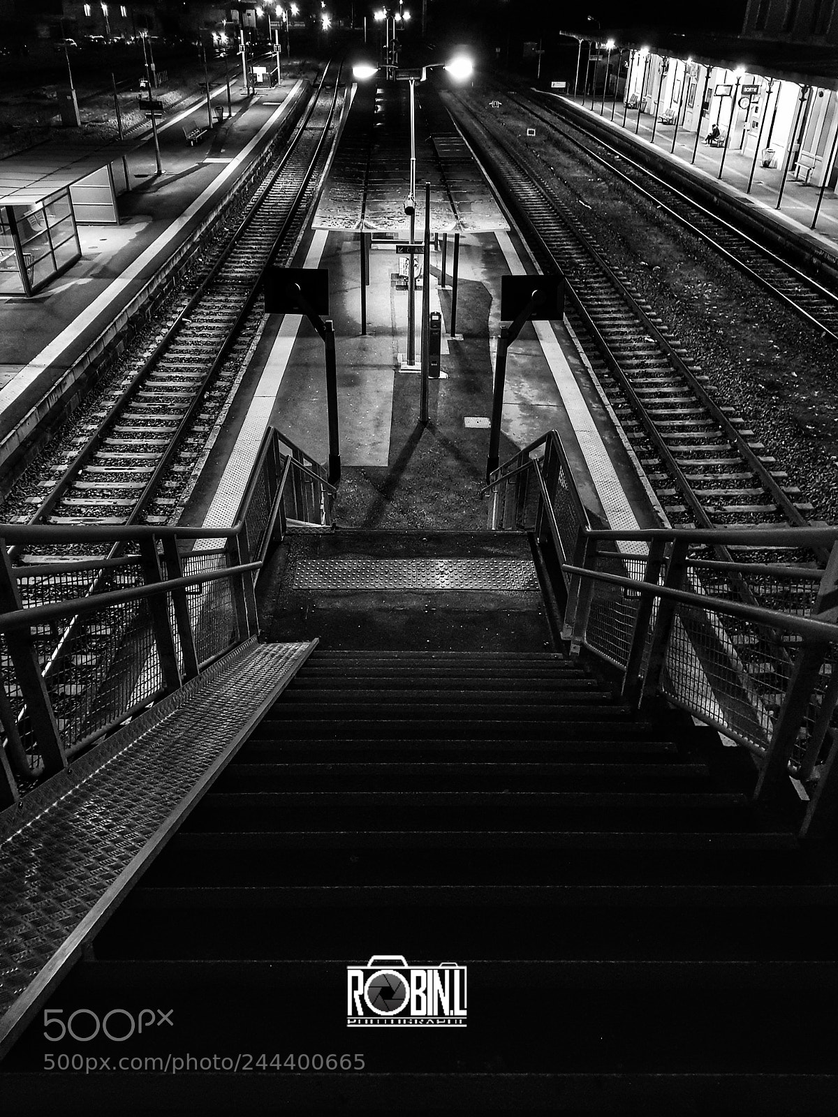 Samsung Galaxy S8+ sample photo. Train station photography