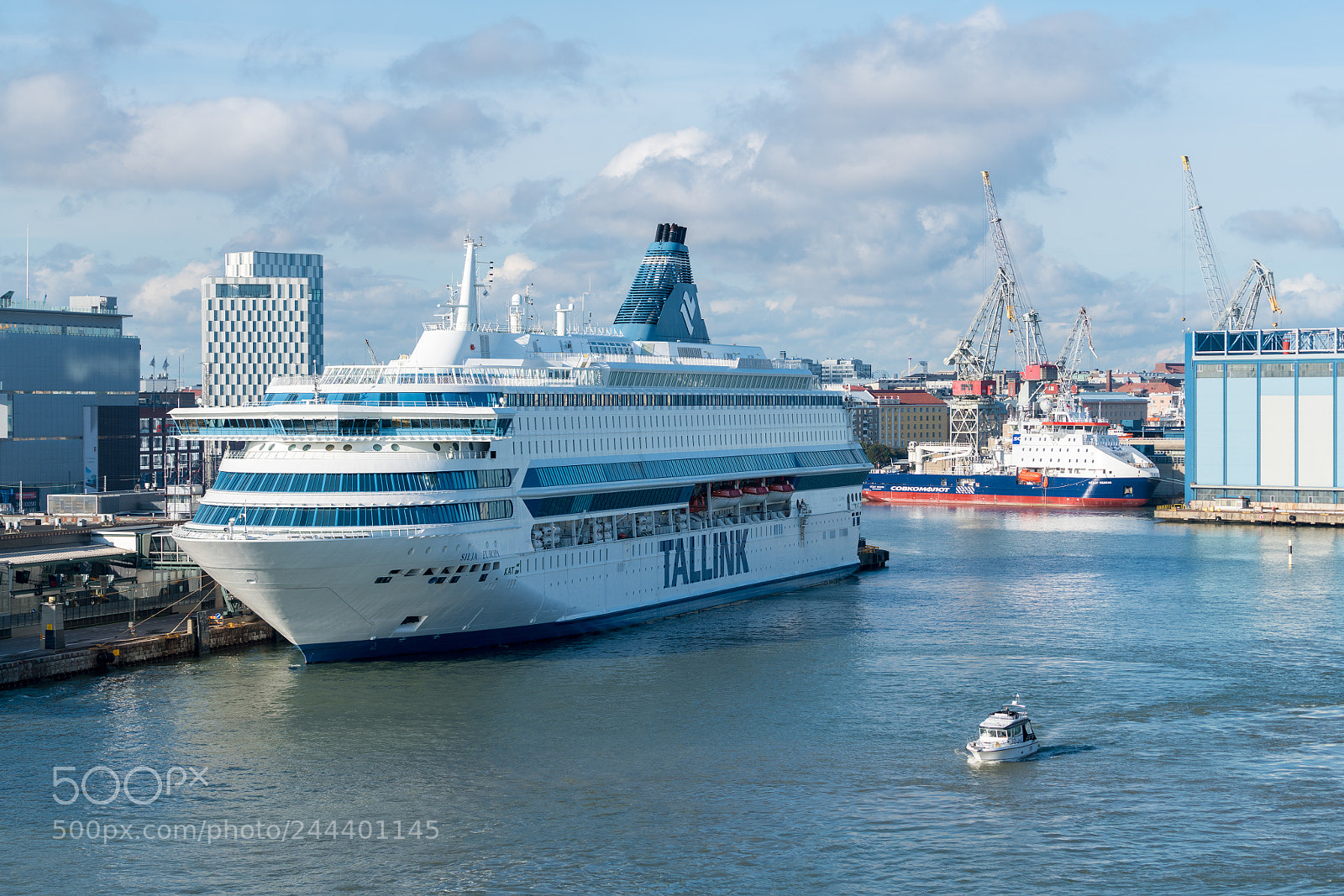 Sony a7R II sample photo. Tallink ferry ship silja photography