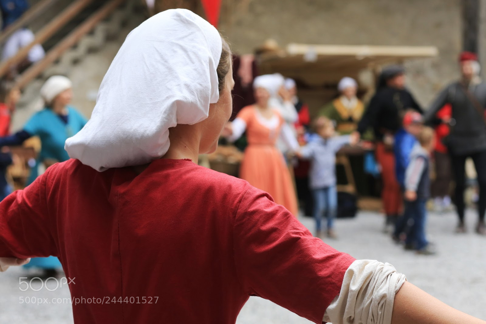 Canon EF 85mm F1.8 USM sample photo. Old-time dancing photography