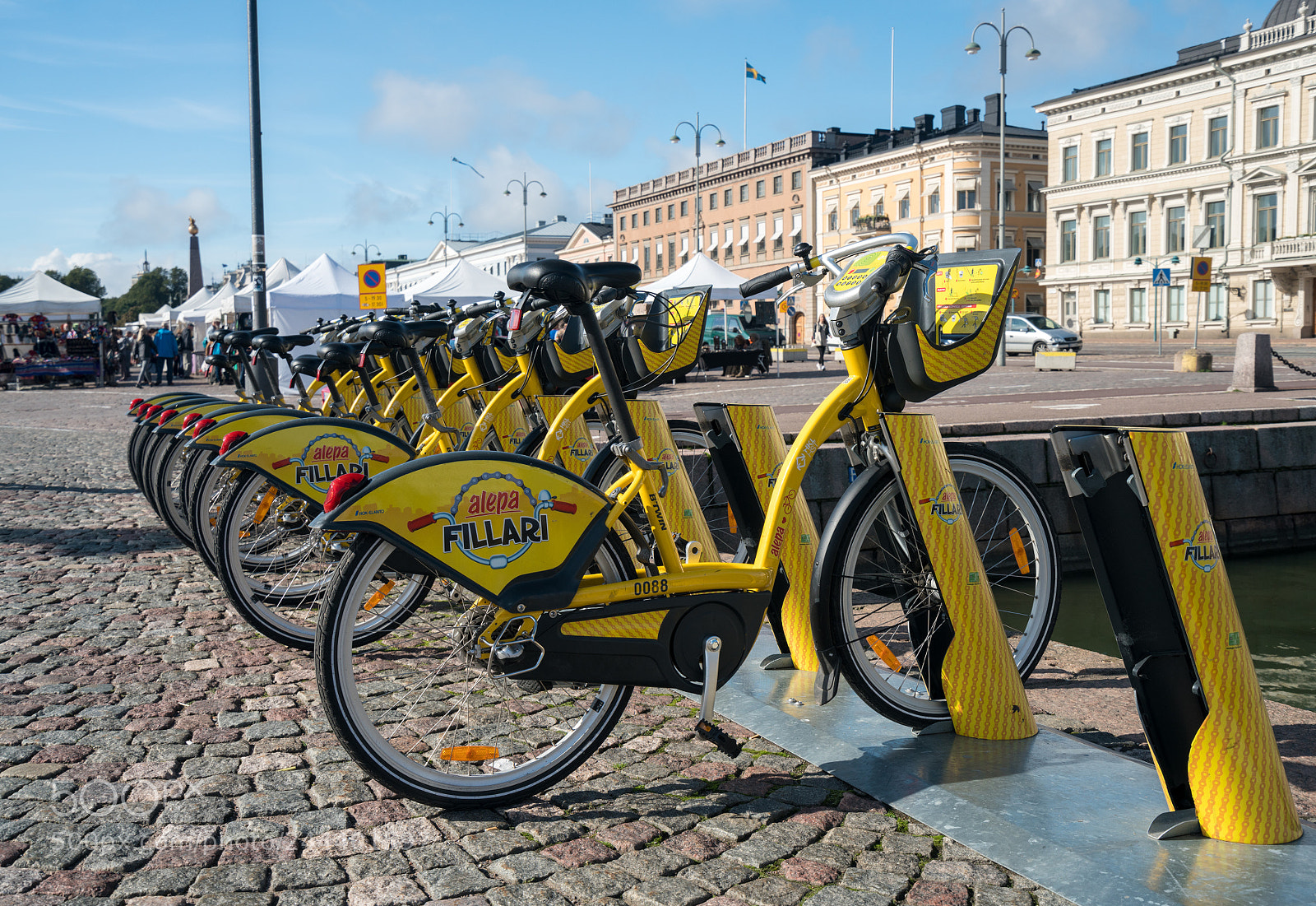 Sony a7R II sample photo. Alepa fillari bikes to photography