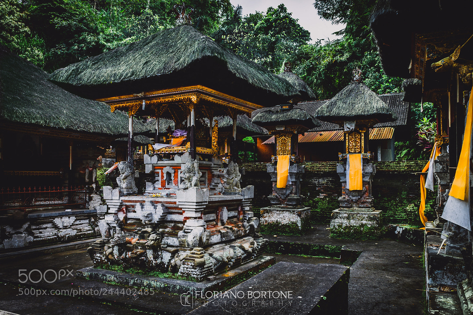 Canon EOS 1100D (EOS Rebel T3 / EOS Kiss X50) sample photo. Indonesian temple logo photography