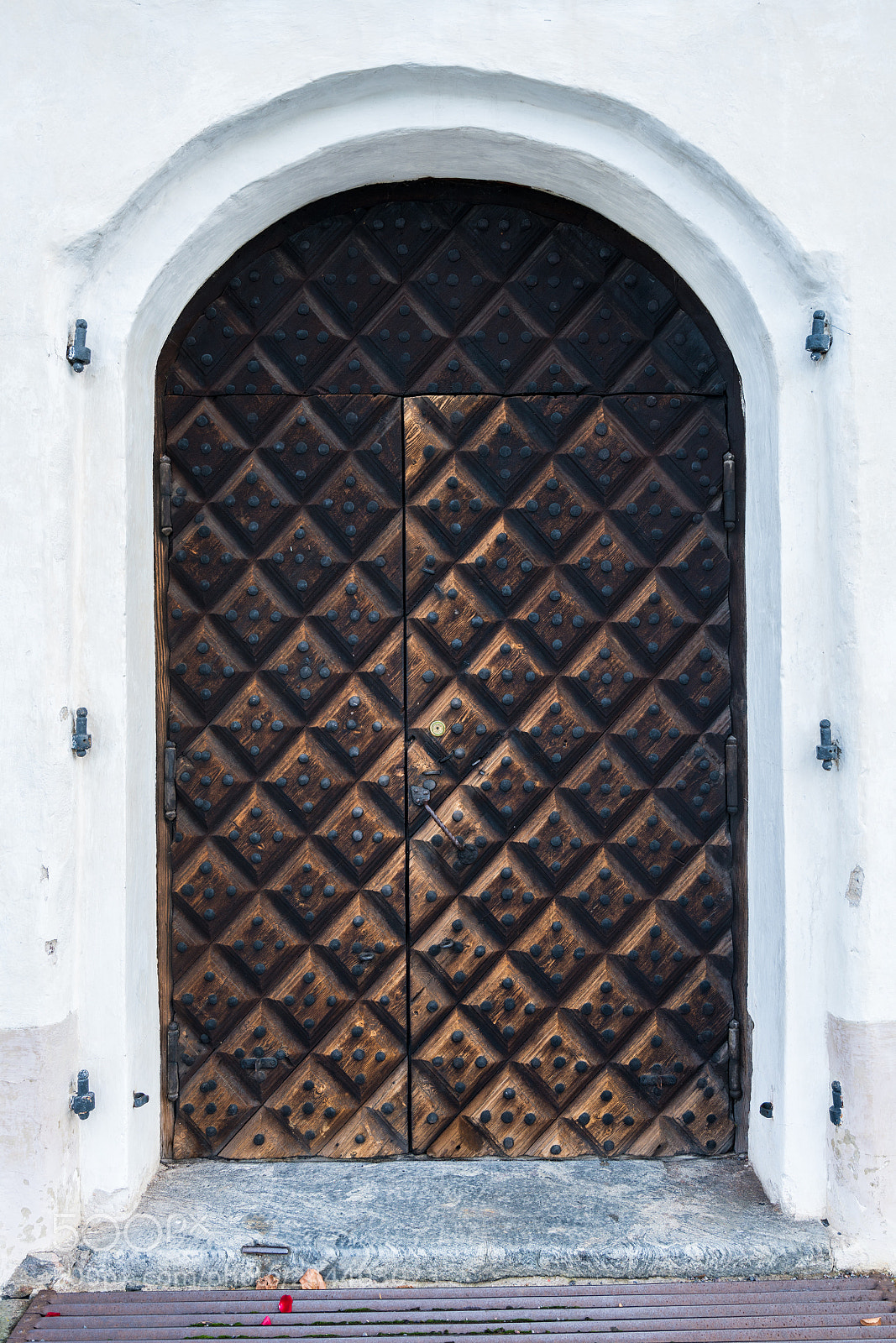 Sony a7R II sample photo. Doors to cathedral in photography