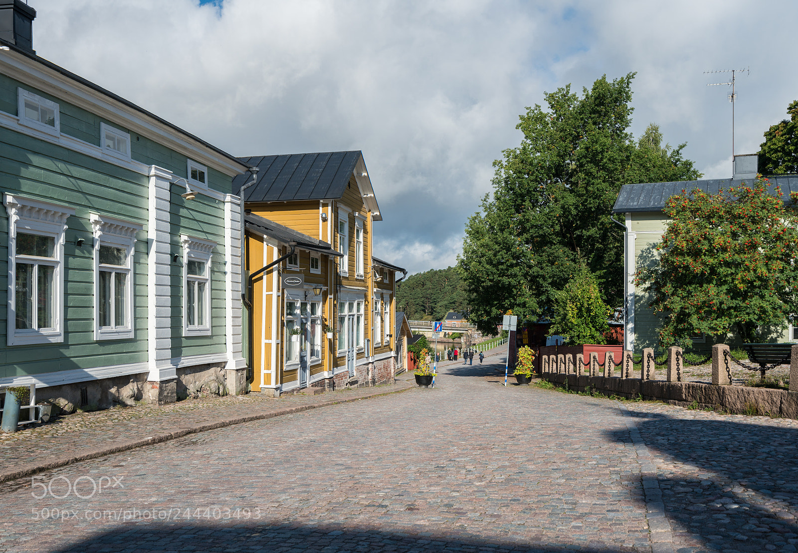 Sony a7R II sample photo. Tourists walk to old photography
