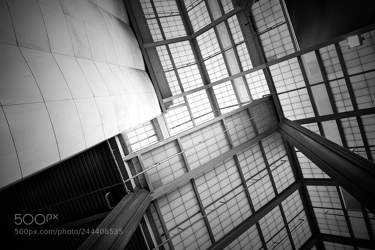 Fujifilm X100F sample photo. Lacma ceiling web photography