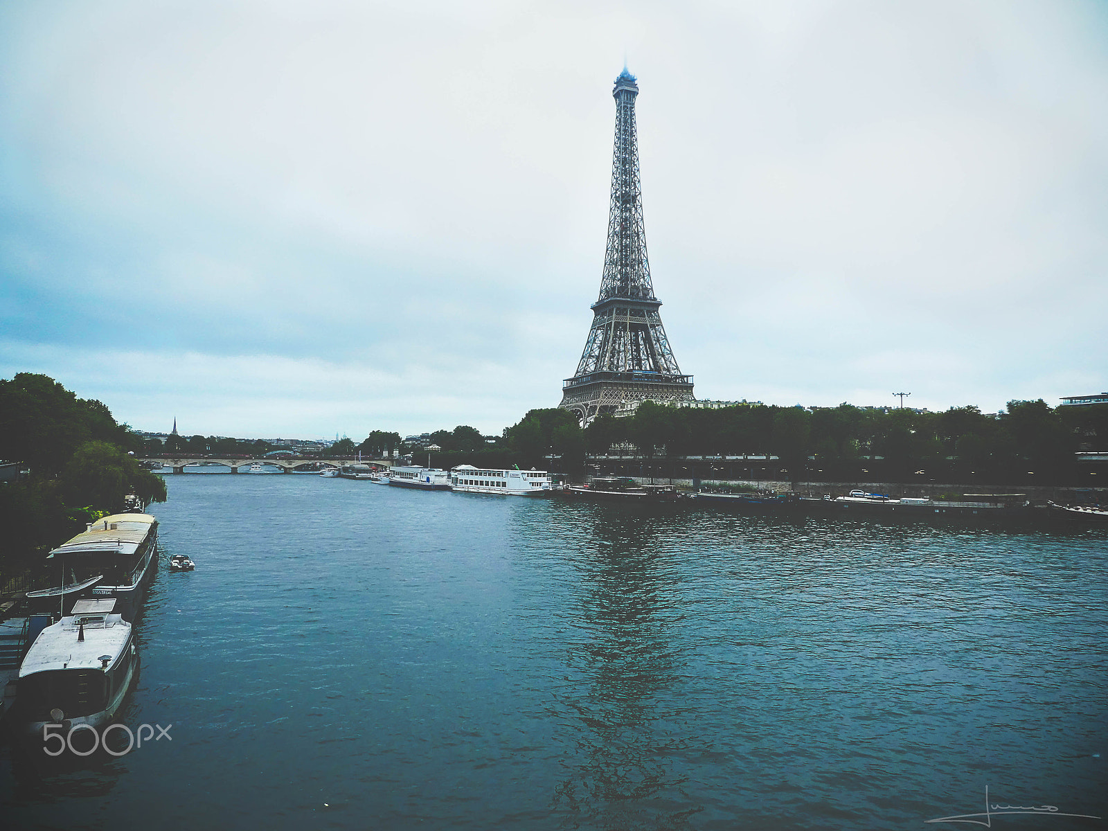 Panasonic Lumix DMC-ZS60 (Lumix DMC-TZ80) sample photo. The romance of paris photography