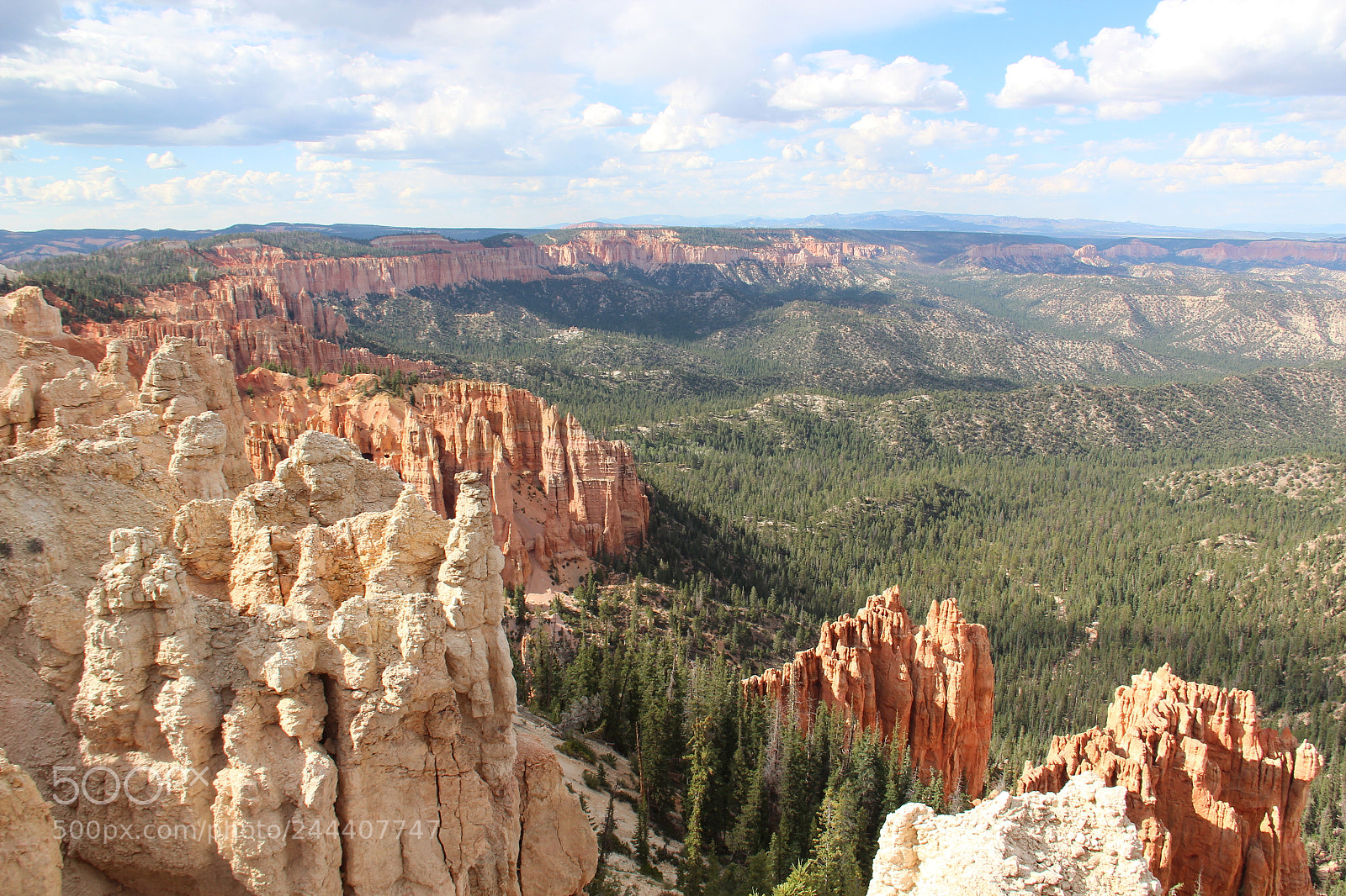 Canon EF-S 18-135mm F3.5-5.6 IS sample photo. View on brice canyon photography
