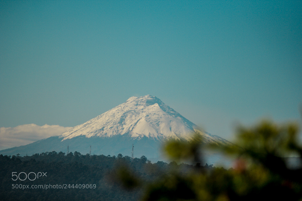 Canon EOS 60D sample photo. Cotopaxi desde quito photography