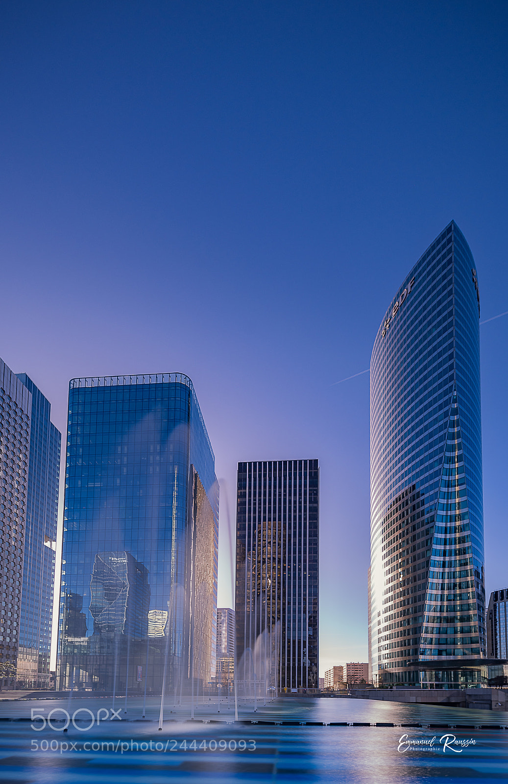 Nikon D810 sample photo. La défense. photography