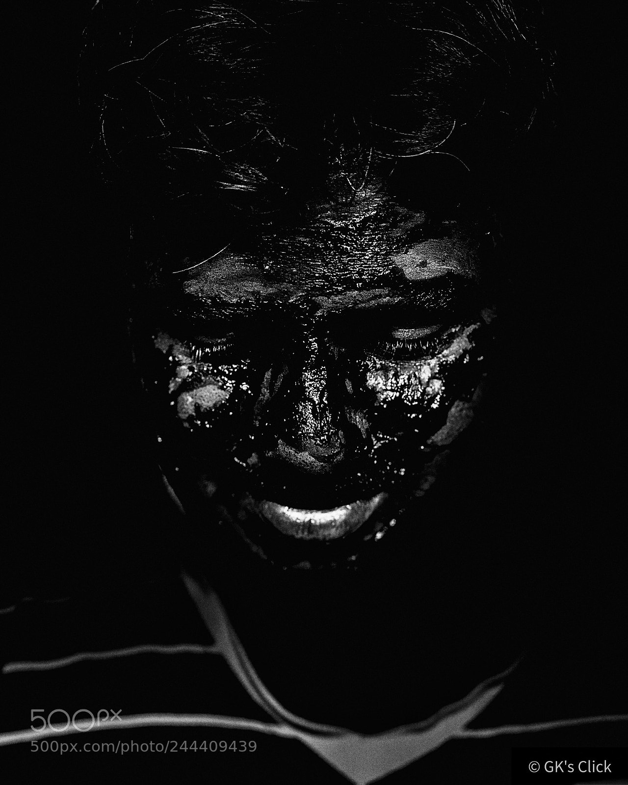 Apple iPhone X sample photo. Dark  photography