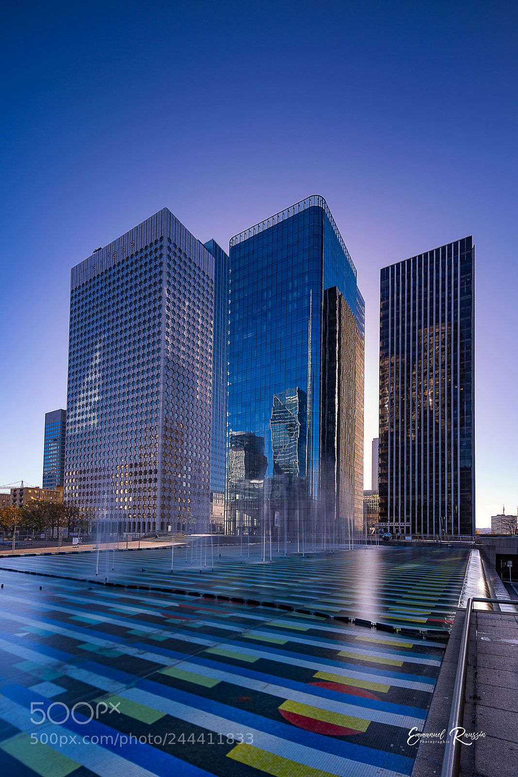 Nikon D810 sample photo. La défense. photography