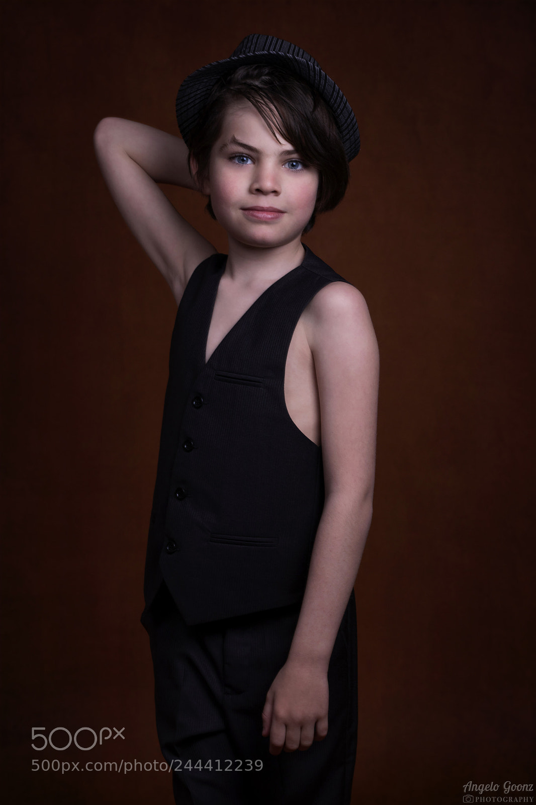 Canon EOS 77D (EOS 9000D / EOS 770D) sample photo. Cool look photography