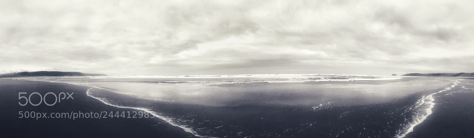 Apple iPhone SE sample photo. The grey tide photography