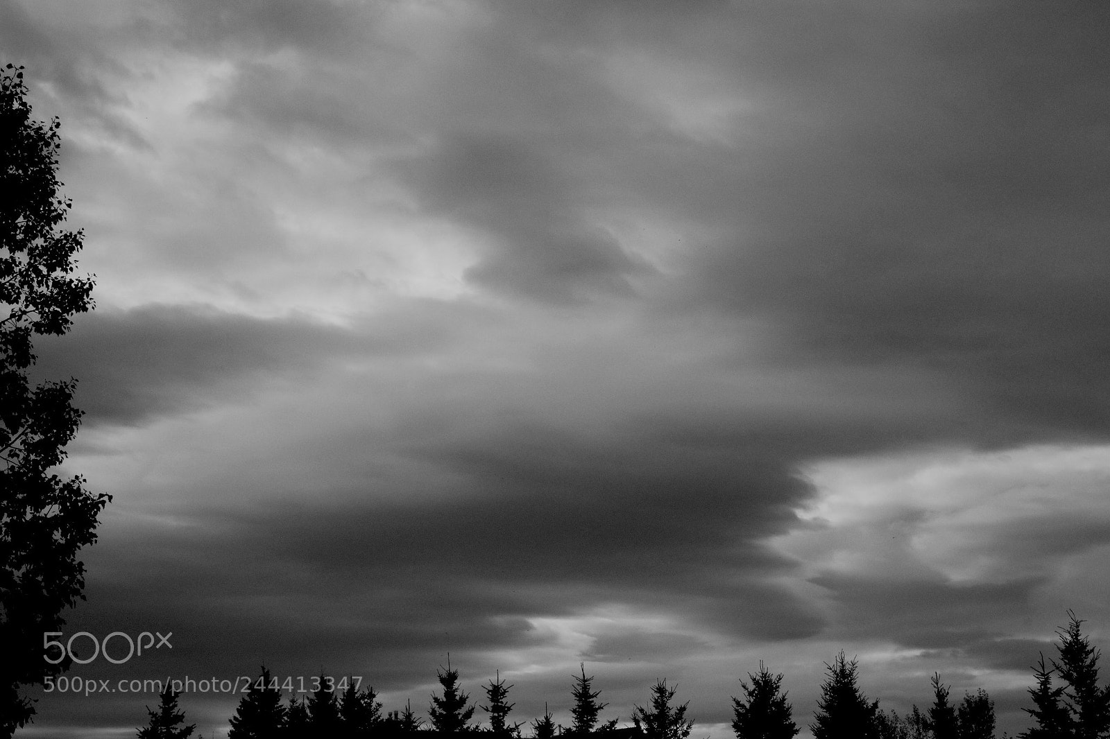 Canon EOS 600D (Rebel EOS T3i / EOS Kiss X5) sample photo. Cloudy evening photography