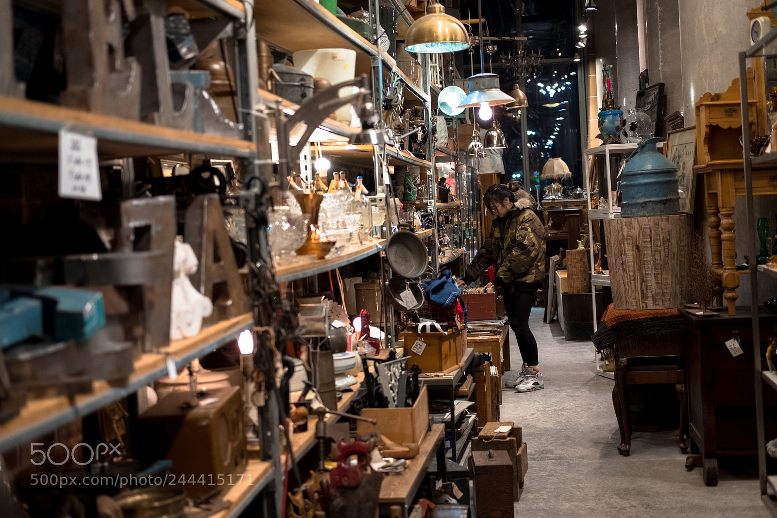 Fujifilm X-T2 sample photo. The store photography