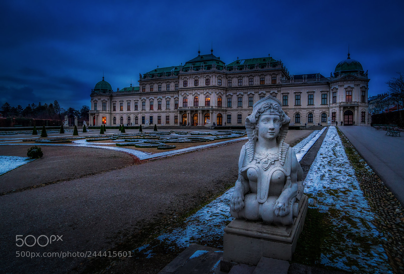 Sony a7R II sample photo. Belveder palace - winter 2018 photography