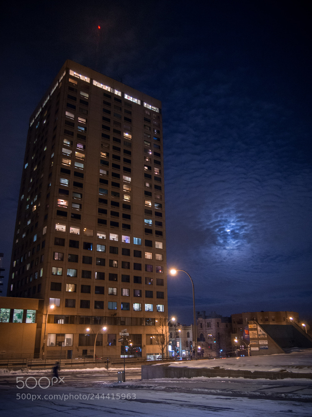 Olympus PEN E-PM2 sample photo. Winter night photography