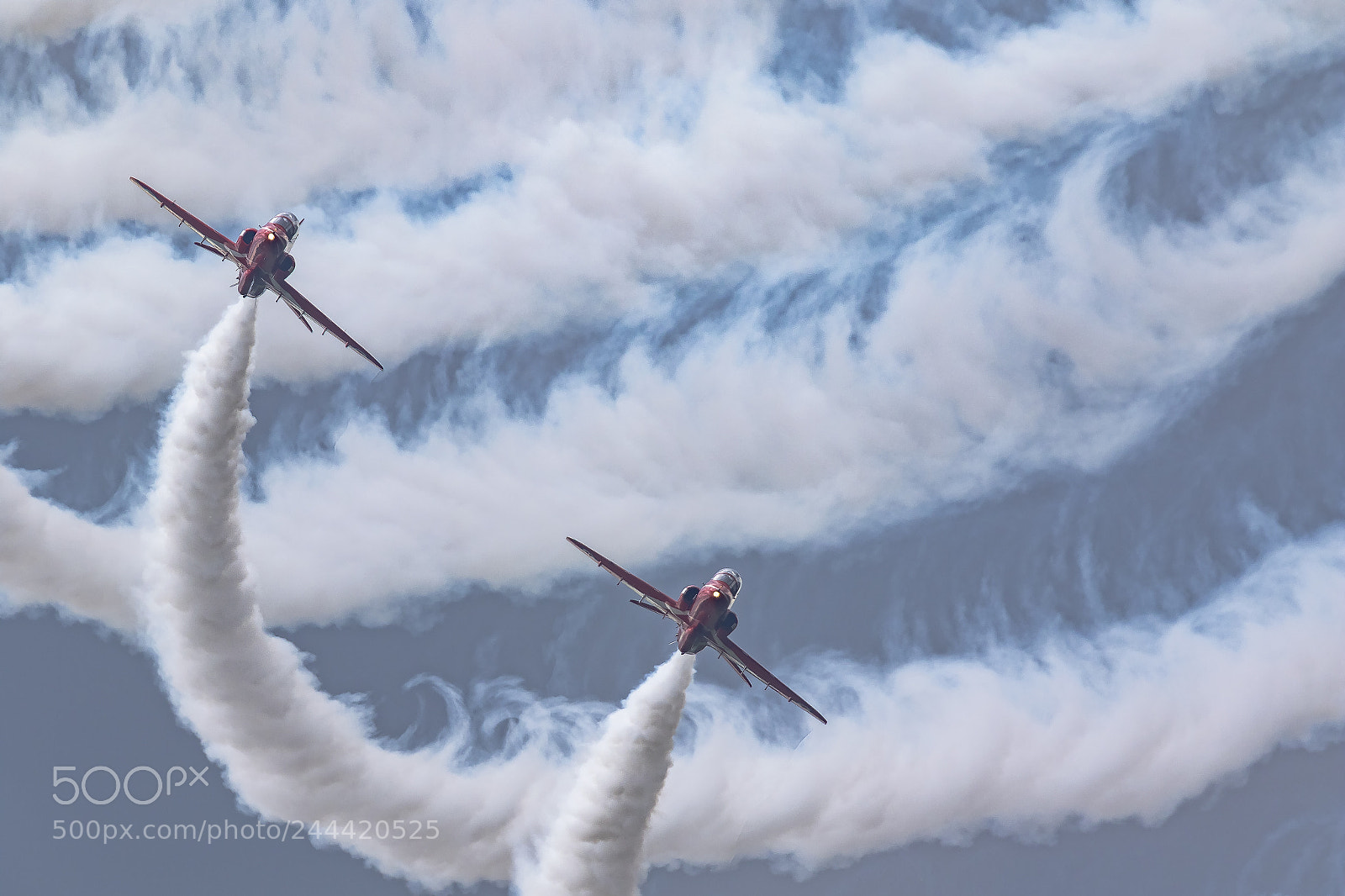 Canon EOS 7D Mark II sample photo. Red arrows photography