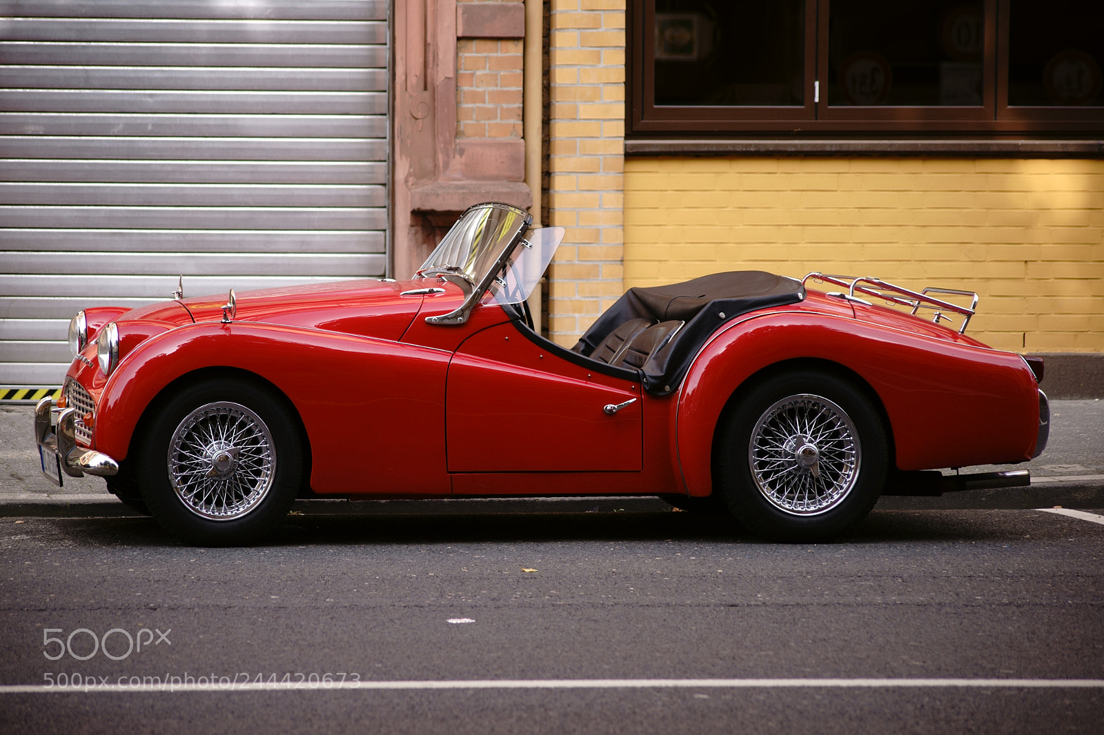 Sony a7 II sample photo. Mga roadster photography