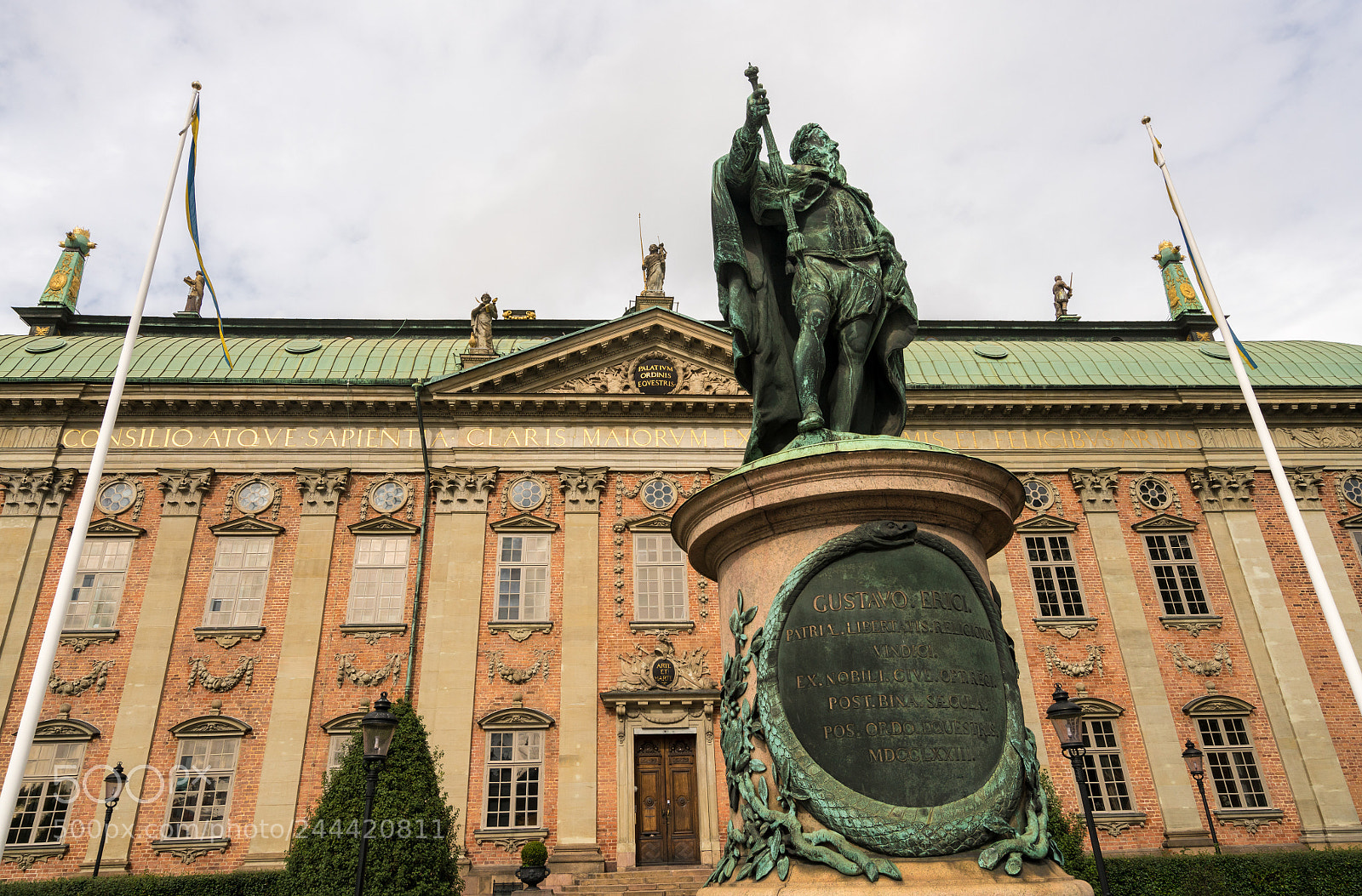 Sony a7R II sample photo. House of nobility or photography