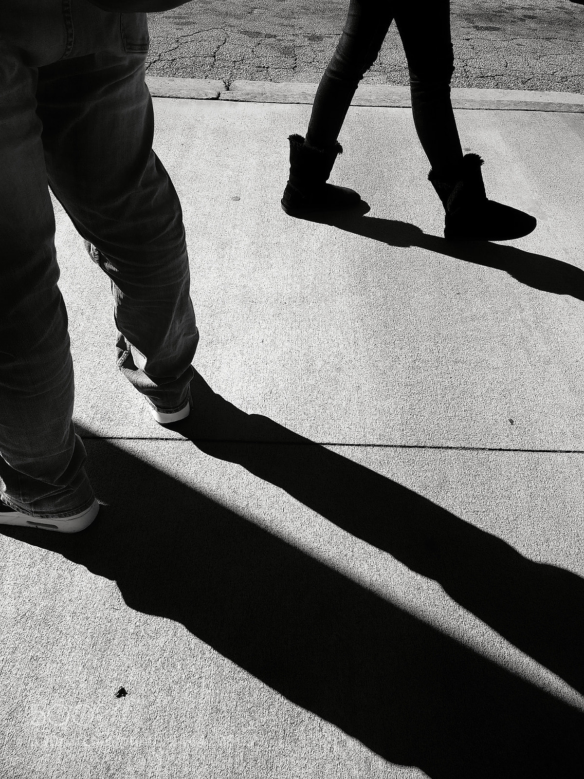 Motorola Moto G (4) sample photo. Leg shadows photography
