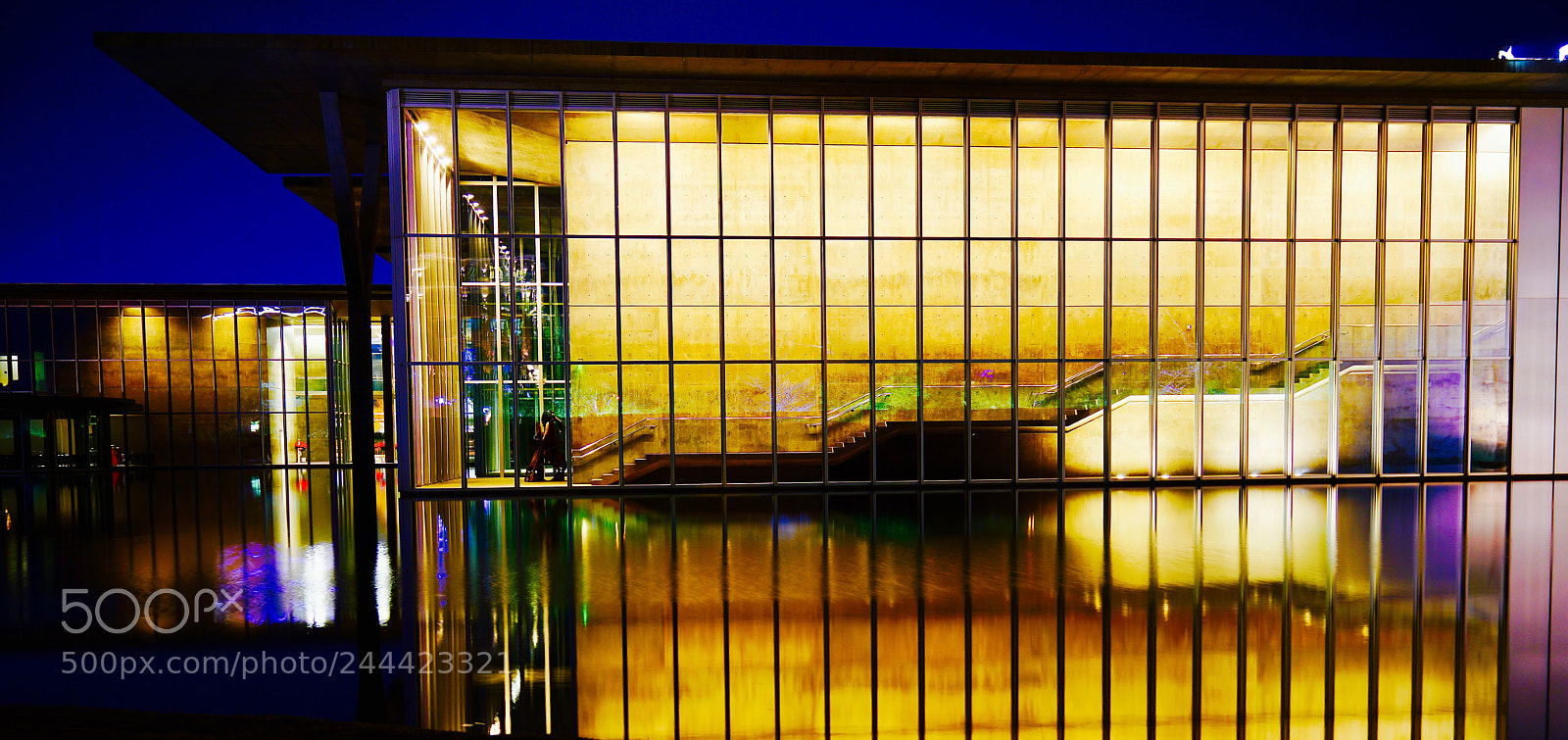 Sony a7R II sample photo. Museum photography