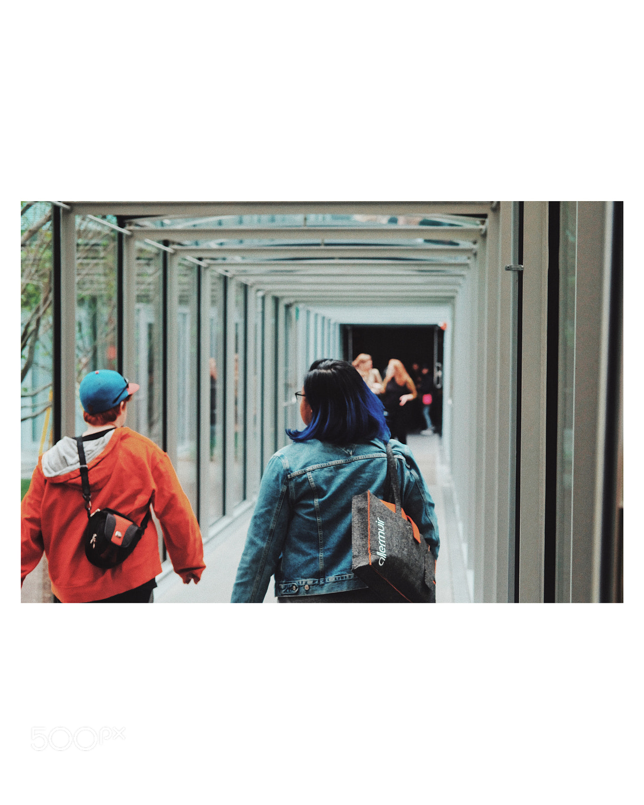 Fujifilm X-Pro2 sample photo. Walking away photography