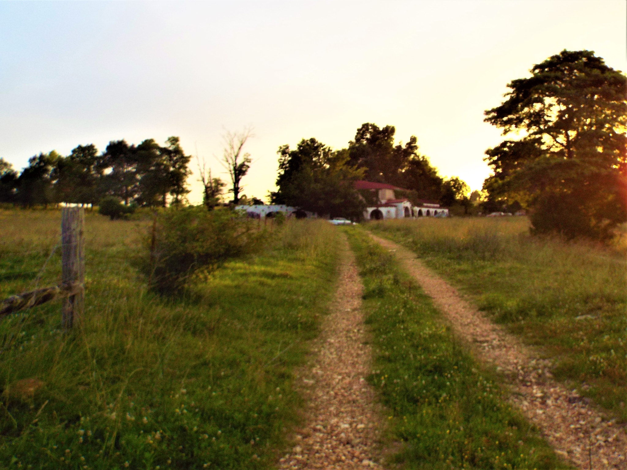 Fujifilm FinePix S8400W sample photo. Arkansas abndoned house photography