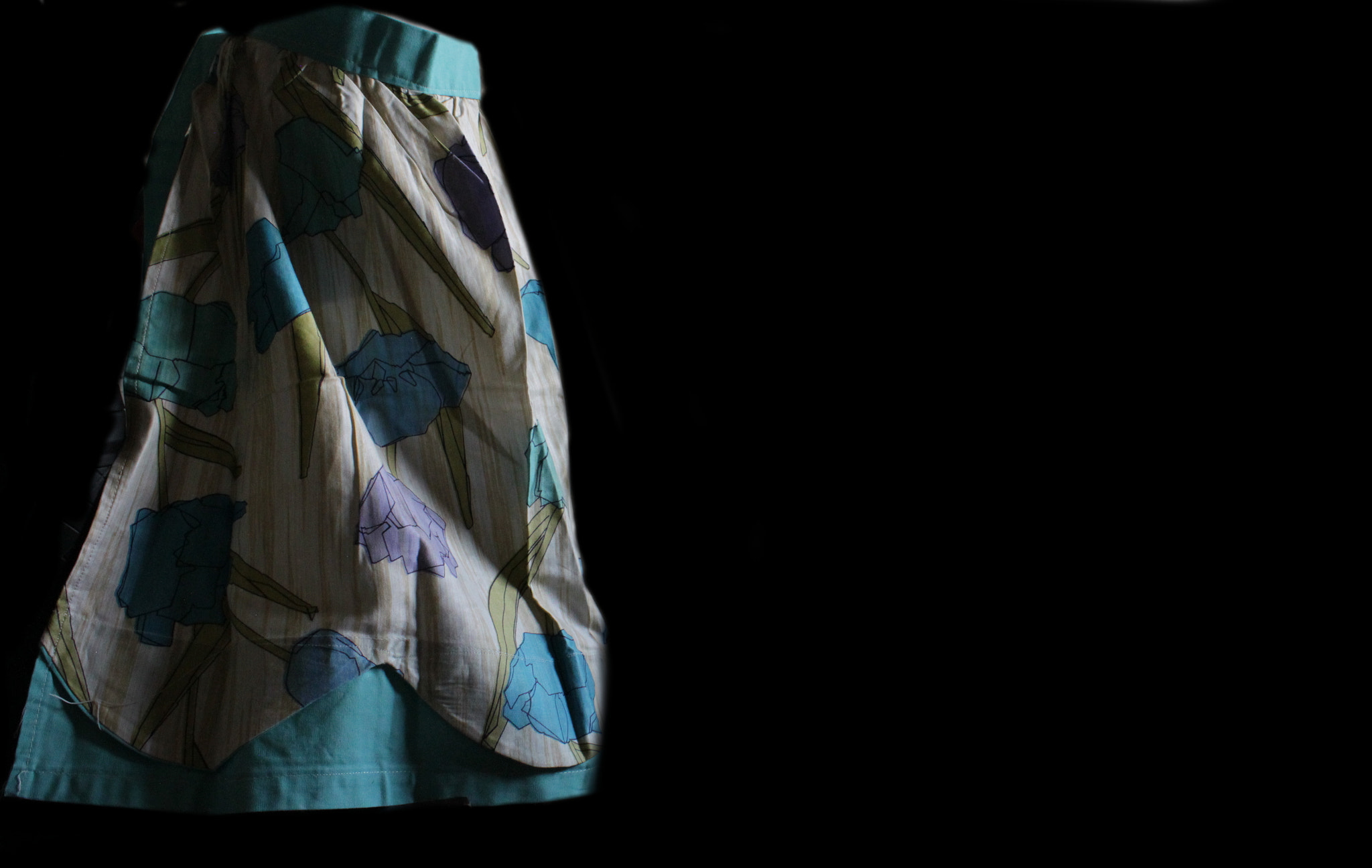 Canon EOS 500D (EOS Rebel T1i / EOS Kiss X3) sample photo. Grandma's apron photography