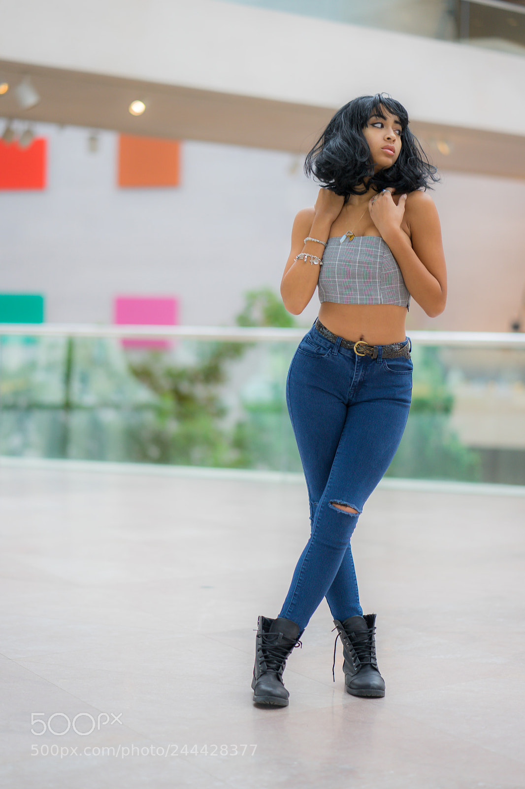 Sony a7 II sample photo. Art in a museum photography