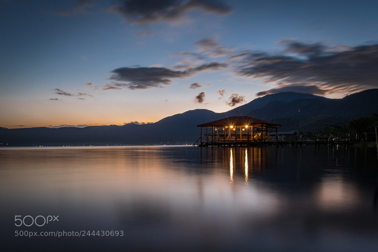 Nikon D3100 sample photo. Lago y cielo lake photography