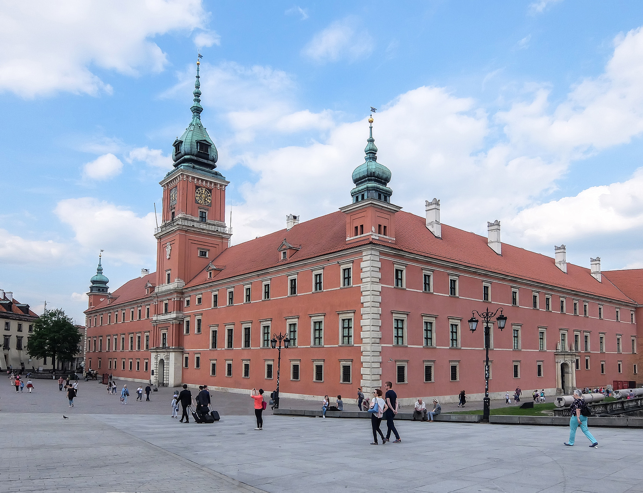 Fujifilm XQ1 sample photo. Royal castle. warsaw. poland. photography