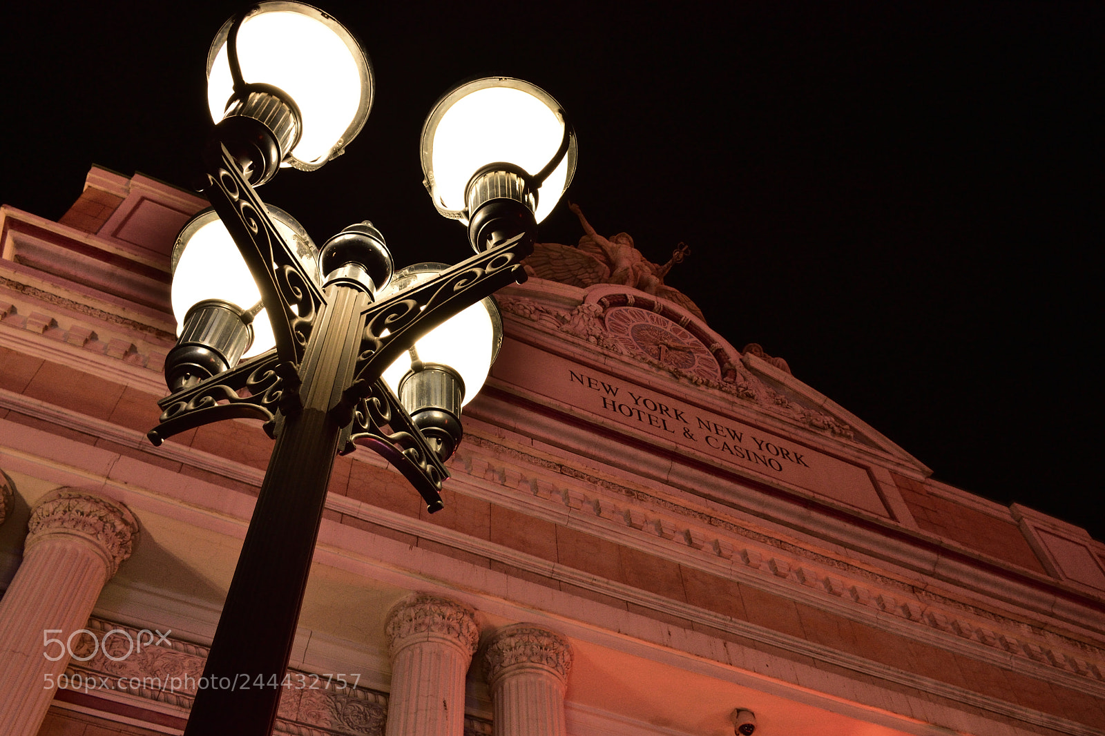 Nikon D3400 sample photo. Vegas_nyny.jpg photography