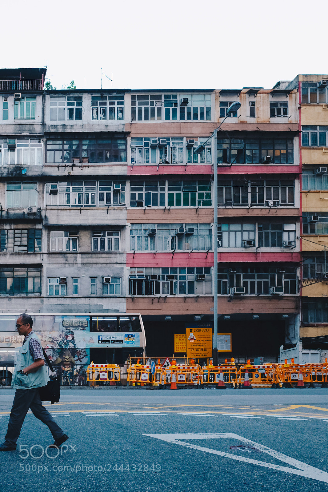 Fujifilm X100S sample photo. Walk photography