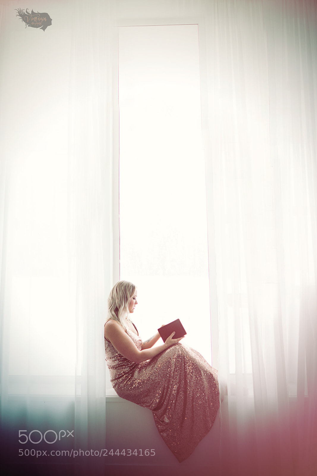 Sony a7R II sample photo. The window seat photography